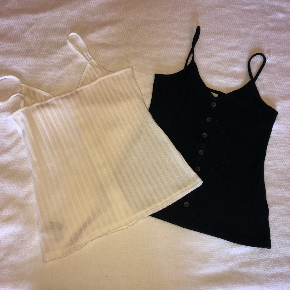 Tops - Picture 3 of 6